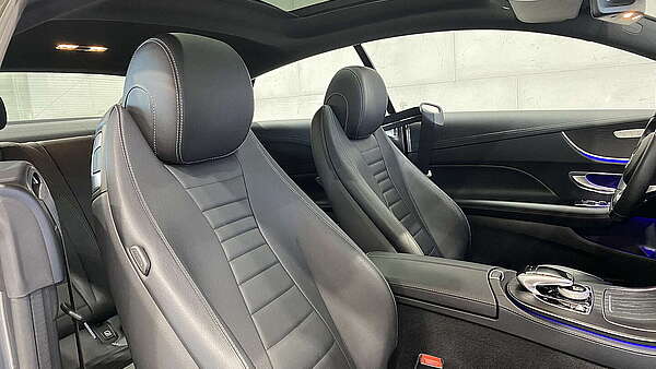 Mercedes E400 Coupe 4Matic AMG Line Autm. Foto 20