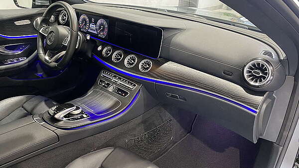 Mercedes E400 Coupe 4Matic AMG Line Autm. Foto 21