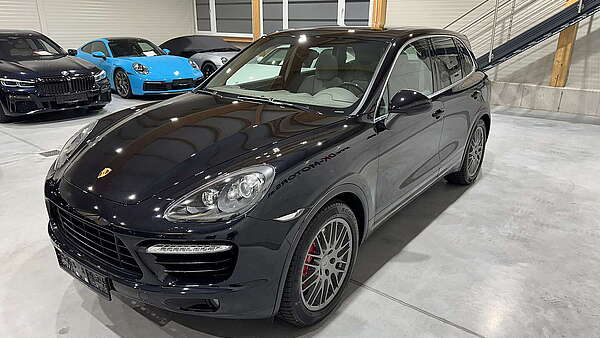 Porsche Cayenne II Turbo Foto 5