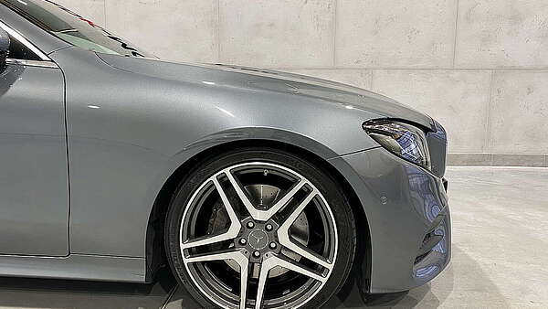 Mercedes E400 Coupe 4Matic AMG Line Autm. Foto 9