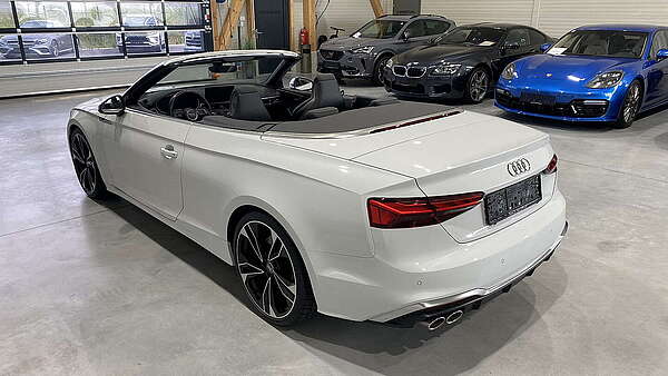 Audi S5 Cabrio 3,0 TFSI quattro S-Tronic Foto 4