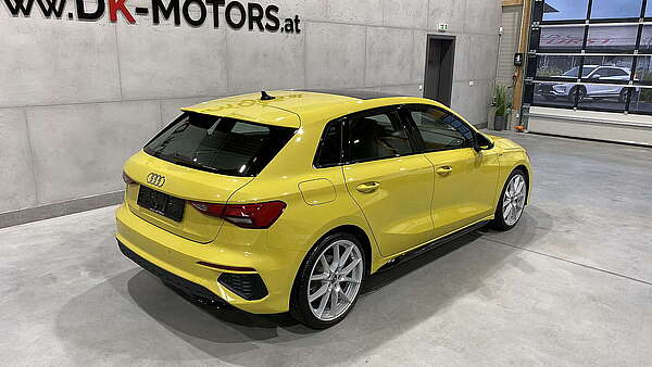 Audi A3 Sportback 35 TFSI S-Tronic Pythongelb Foto 2