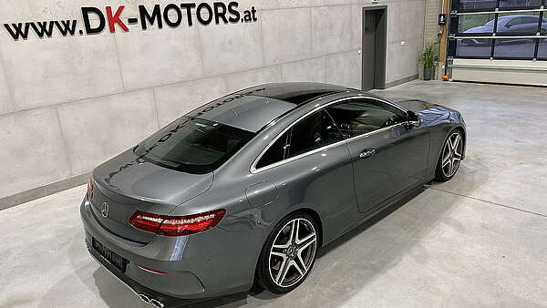 Mercedes E400 Coupe 4Matic AMG Line Autm. Foto 10